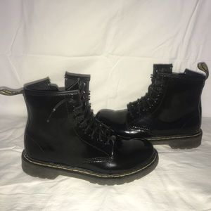 Dr. Martens kids 1460 patent boot size 3